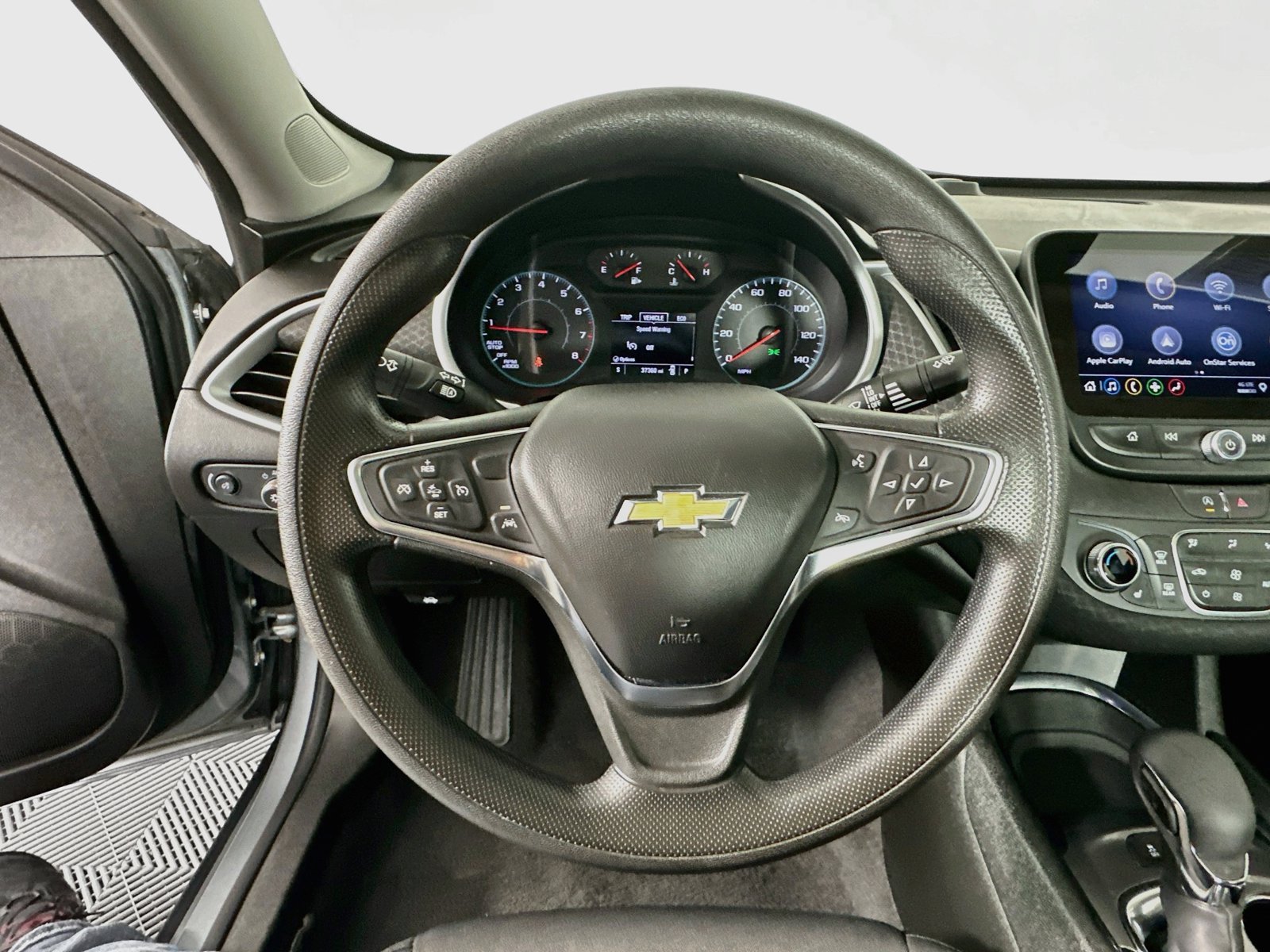Used 2024 Chevrolet Malibu LT FWD image 12