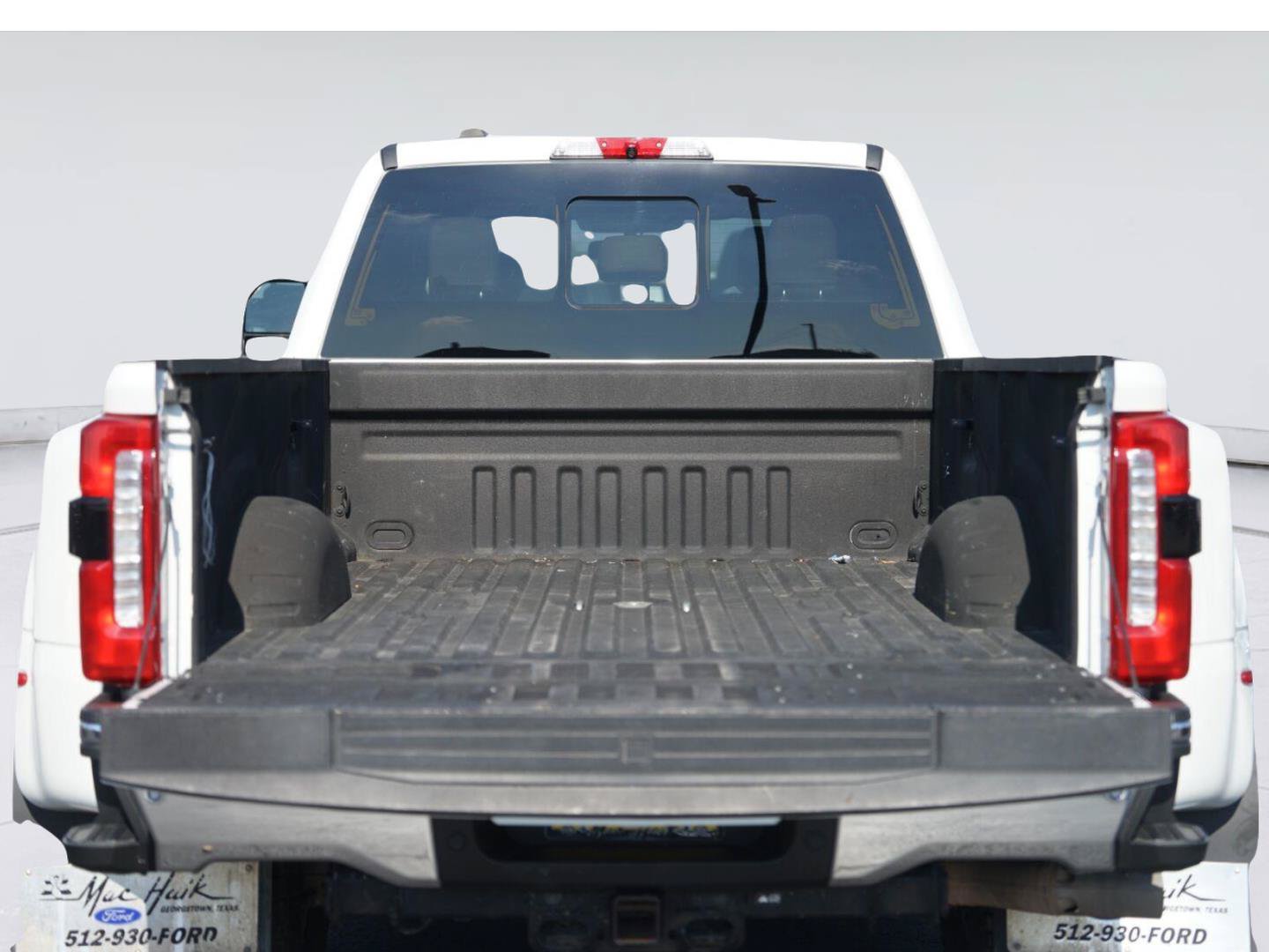 Used 2023 Ford F350 Lariat w/ Lariat Ultimate Package AWD/4WD image 31