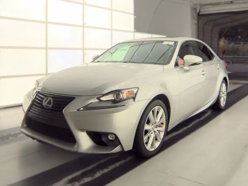 Used 2016 Lexus IS 200t RWD image 1