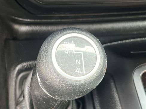 Certified 2018 Jeep Wrangler Unlimited Sport S AWD/4WD image 28