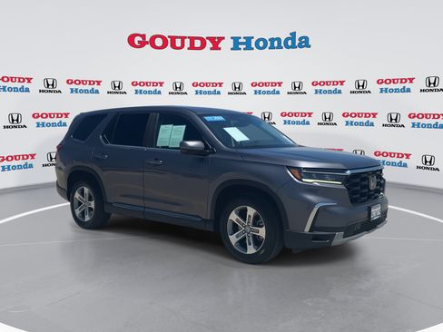 Certified 2023 Honda Pilot EX-L image 2