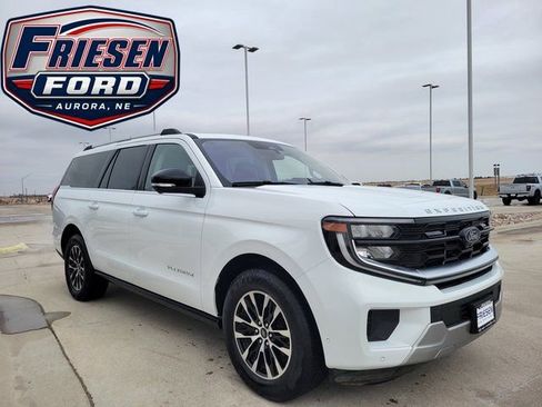 Used 2025 Ford Expedition Max Platinum AWD/4WD image 3
