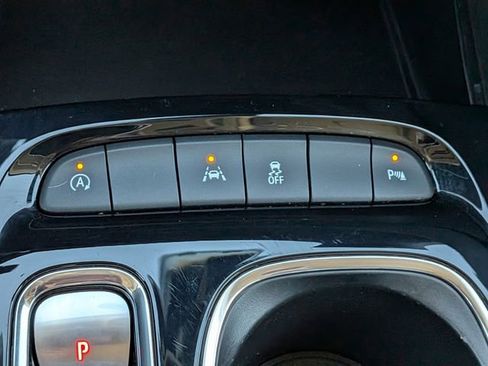 Used 2023 Buick Envision Essence w/ Sport Touring Package image 22