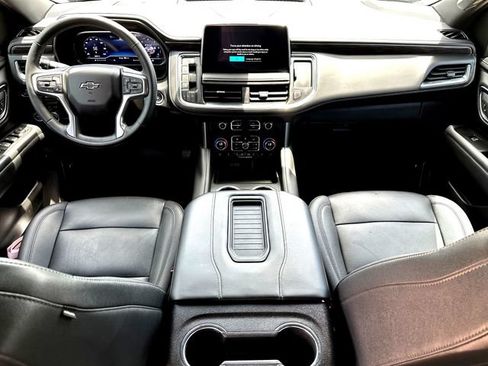 Used 2023 Chevrolet Tahoe Z71 w/ Luxury Package AWD/4WD image 28