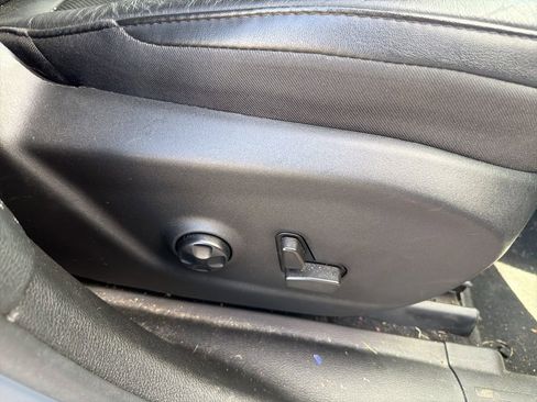 Certified 2021 Jeep Cherokee Latitude Lux w/ Comfort/Convenience Group image 29