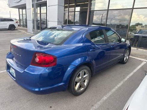 Used 2013 Dodge Avenger SE FWD image 9