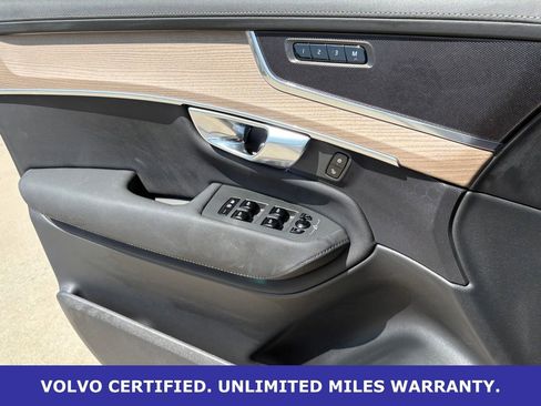 Certified 2025 Volvo XC90 B6 Plus AWD/4WD image 29