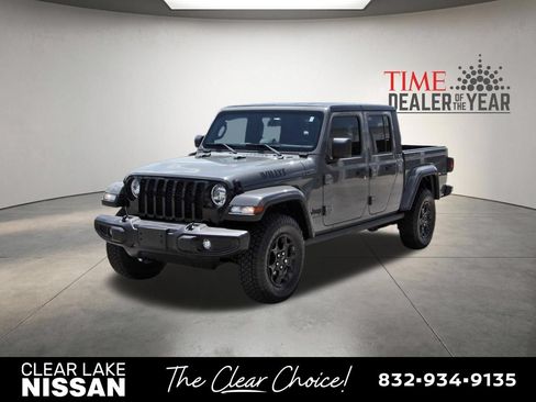 Used 2023 Jeep Gladiator Sport AWD/4WD image 3