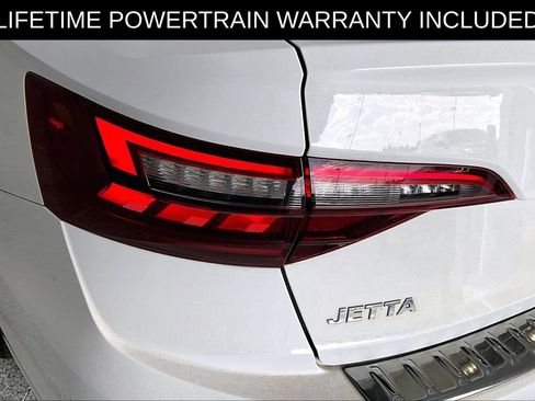 Used 2021 Volkswagen Jetta R-Line FWD image 36