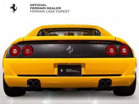 Used 1998 Ferrari F355 Berlinetta RWD image 11