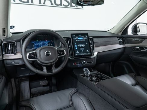 New 2026 Volvo XC90 B6 Ultra w/ Lounge Package image 16