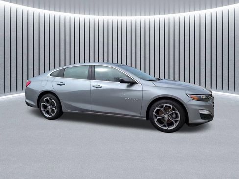 Used 2024 Chevrolet Malibu LT FWD image 4