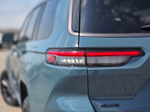 New 2026 Jeep Grand Cherokee L Limited image 11