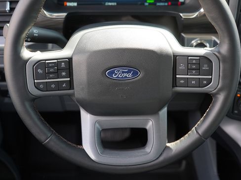 Used 2025 Ford F150 Lariat w/ Equipment Group 501A Mid AWD/4WD image 27