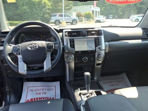 Used 2024 Toyota 4Runner SR5 Premium w/ Moonroof Package RWD image 10