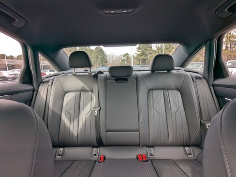 Used 2024 Audi A6 Premium Plus image 11