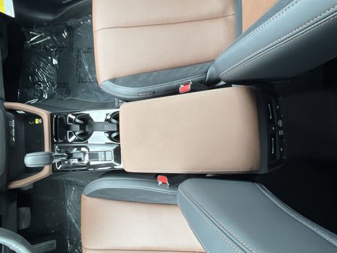 New 2026 Subaru Forester Touring AWD/4WD image 25