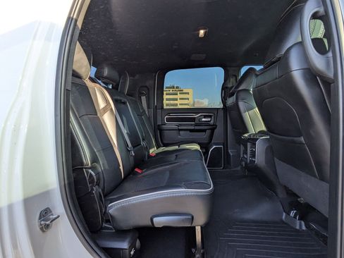 Used 2022 RAM 3500 Laramie w/ Night Edition image 33