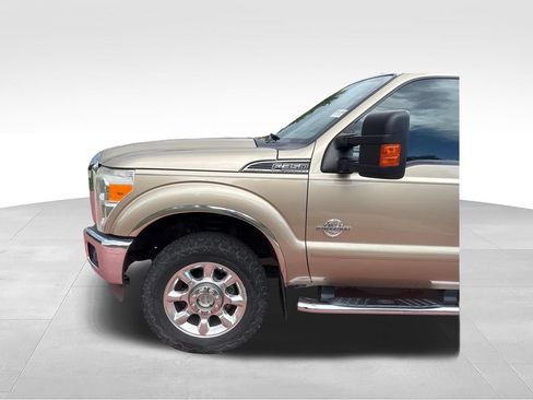 Used 2013 Ford F350 Lariat w/ Lariat Ultimate Pkg AWD/4WD image 32