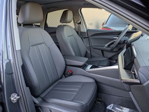 New 2025 Audi Q5 2.0T Premium Plus image 10