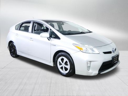 Used 2014 Toyota Prius Three w/ Solar Roof Package FWD image 1