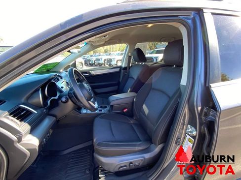 Used 2019 Subaru Outback 2.5i Premium AWD/4WD image 31