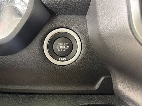 Used 2023 RAM 1500 Big Horn AWD/4WD image 12
