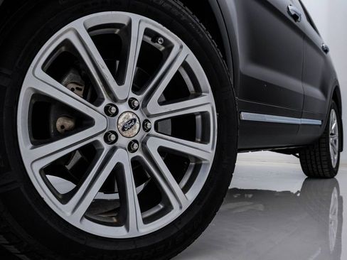 Used 2016 Ford Explorer Limited image 5