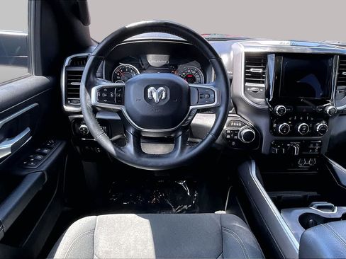 Used 2022 RAM 1500 Big Horn AWD/4WD image 10