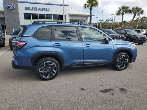 Used 2025 Subaru Forester Limited image 5