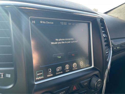 Used 2016 Jeep Grand Cherokee SRT image 15