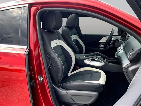 Used 2025 Mercedes-Benz GLE 63 AMG S image 9