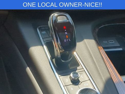 Used 2024 Cadillac Escalade Premium Luxury w/ Performance Package AWD/4WD image 27