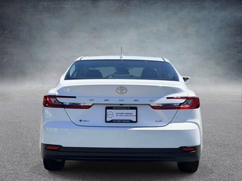 Used 2026 Toyota Camry LE FWD image 3
