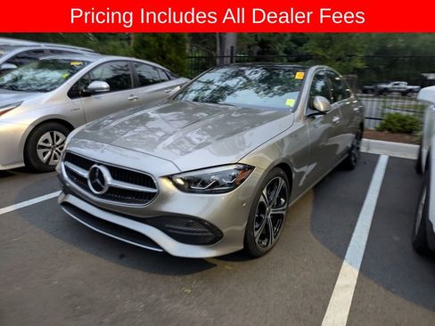 Used 2023 Mercedes-Benz C 300 4MATIC Sedan image 3