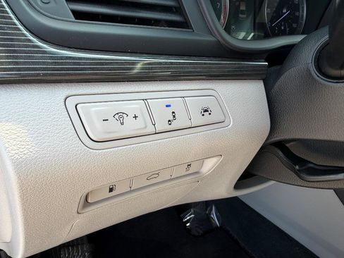 Used 2019 Hyundai Sonata Limited FWD image 13