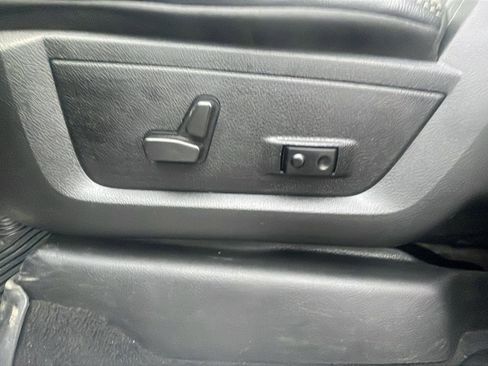 Used 2021 RAM 2500 Laramie w/ Night Edition image 18