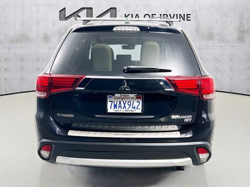 Used 2016 Mitsubishi Outlander GT image 6