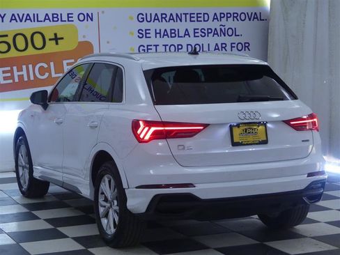 Used 2025 Audi Q3 2.0T Premium AWD/4WD image 2