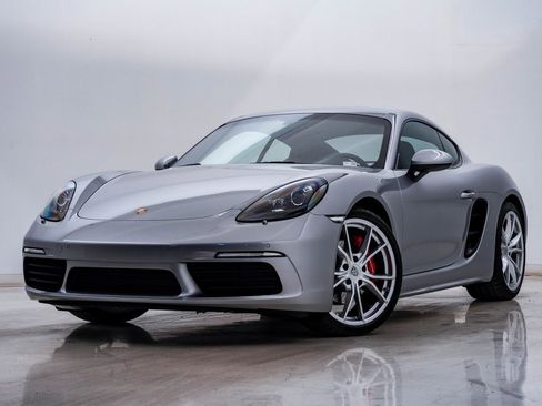 Used 2025 Porsche 718 Cayman S image 1