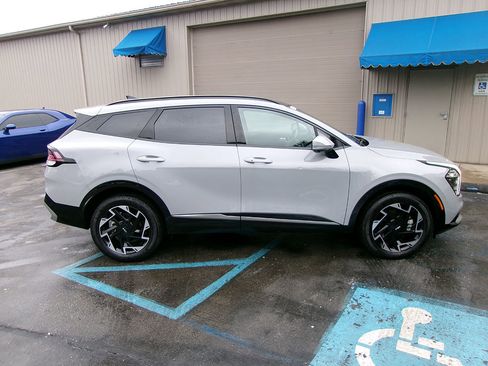 Used 2024 Kia Sportage SX AWD/4WD image 6