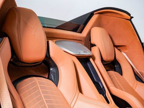 Used 2022 Chevrolet Corvette Stingray Premium Conv w/ Z51 Performance Package image 19