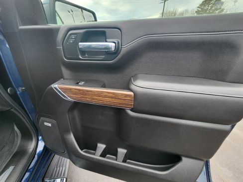 Used 2022 Chevrolet Silverado 1500 High Country image 15