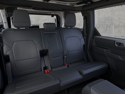 New 2026 Ford Bronco Badlands image 12