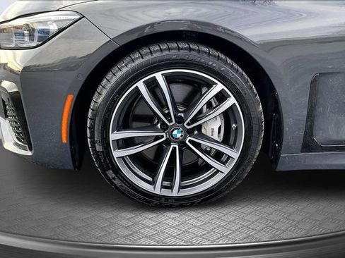 Used 2020 BMW 750i xDrive w/ Executive Package AWD/4WD image 32