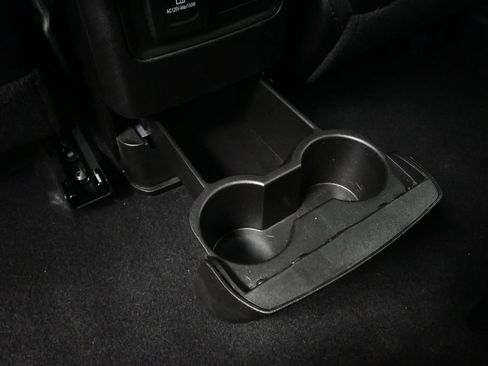 Used 2023 GMC Acadia SLT w/ Elevation Edition FWD image 33