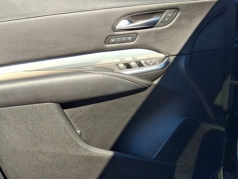 Used 2020 Cadillac XT4 Premium Luxury w/ Cold Weather Package image 13