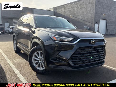 Used 2024 Toyota Grand Highlander FWD image 1