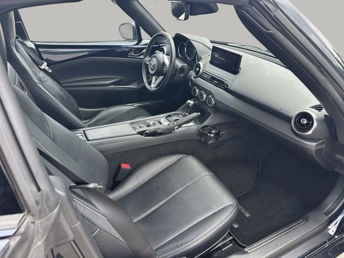 Used 2025 MAZDA MX-5 Miata RF Grand Touring RWD image 14
