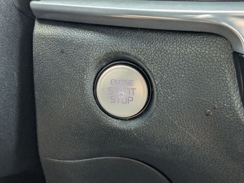 Certified 2025 Kia Sorento SX AWD/4WD image 18